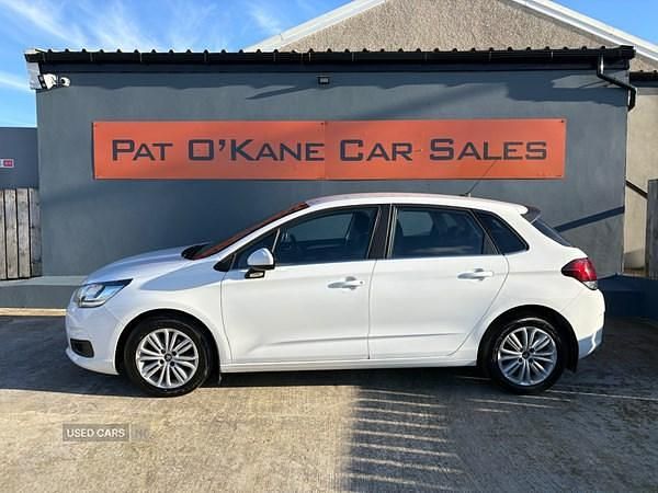White Used 2017 Citroën C4 Feel Hatchback | £5,450 (Fair price) - Image 1/4