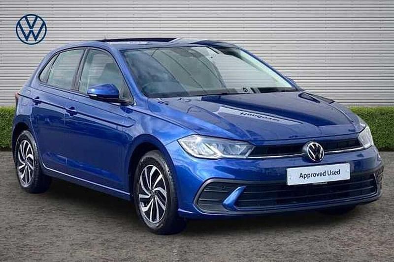 Used VW Polo Life 95 HP (69 kW) 2023 Blue Hatchback