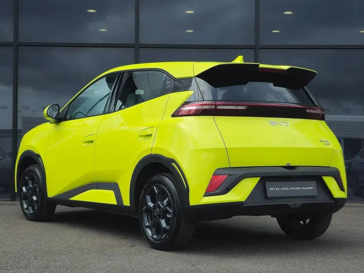 New BYD Dolphin Surf Comfort 114 kW (156 HP) 2026 Lime green Hatchback
