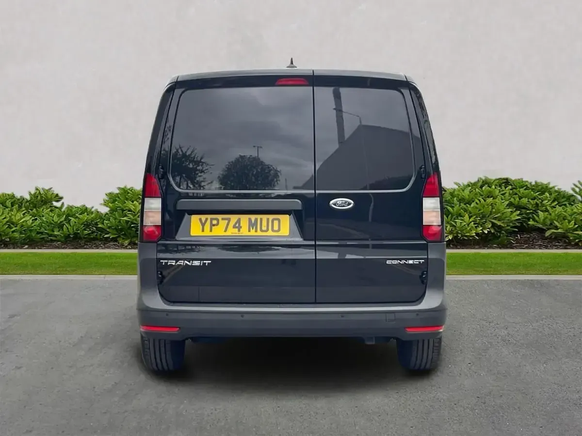 Usado Ford Transit Connect Trend 102 HP (75 kW) 2024 Preto Monovolume