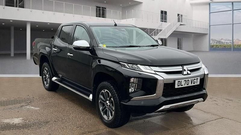 Black Used 2020 Mitsubishi L200 Warrior Pickup | £17,989 (A bit pricey) - Image 1/4