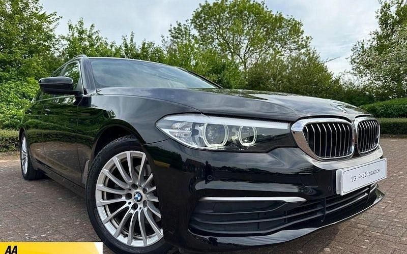 Used 2020 BMW 520 Estate | £15,800 (Super price) - Image 1/3