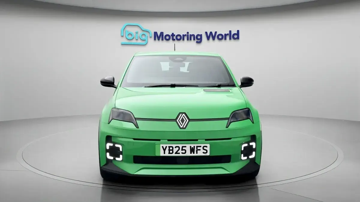 Used Renault 5 E-Tech Evolution 88 kW (121 HP) 2025