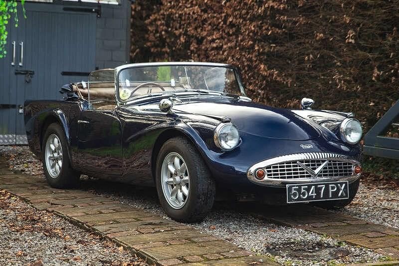 Used Daimler SP 250 1960 Blue