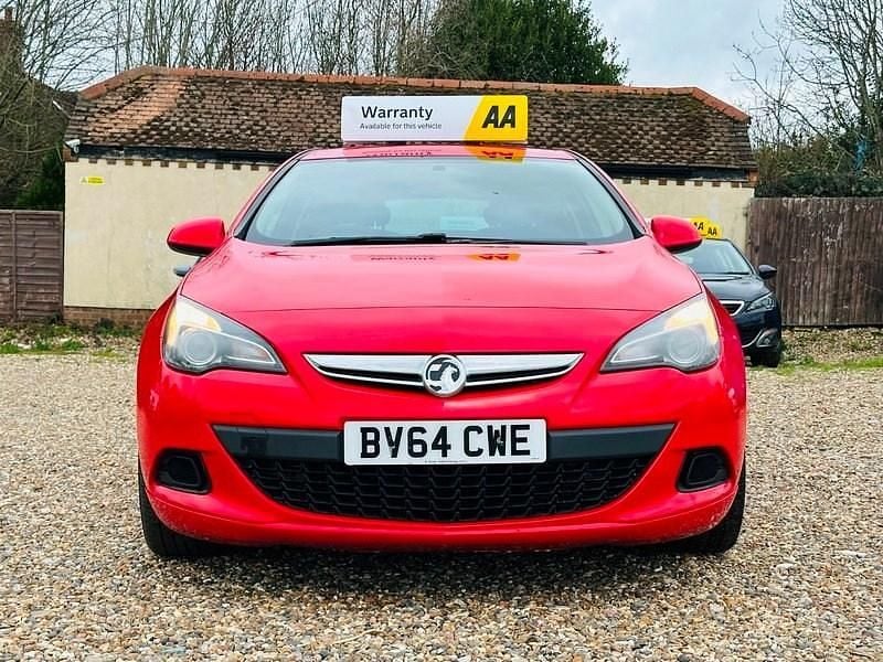 Used Vauxhall Astra GTC Sport 140 HP (102 kW) 2014 Red Hatchback