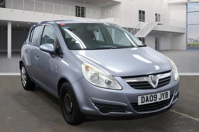Silver Used 2009 Vauxhall Corsa Club Hatchback | £3,444 (Super price) - Image 1/1