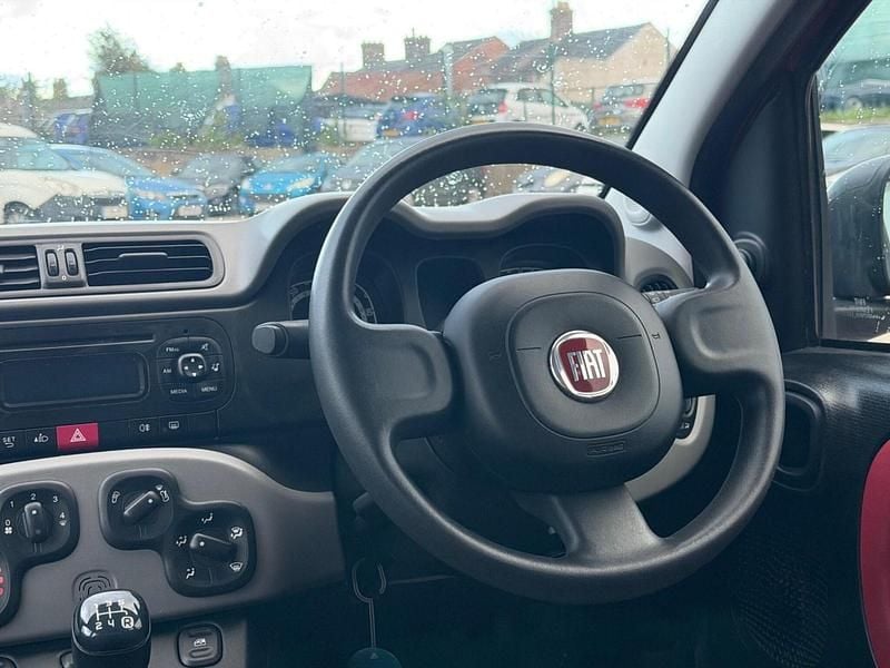 Used Fiat Panda Easy 69 HP (50 kW) 2013 Red Hatchback