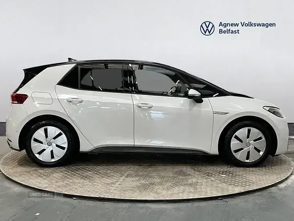 Used VW ID.3 Pro Performance 150 kW (204 HP) 2023 White Hatchback