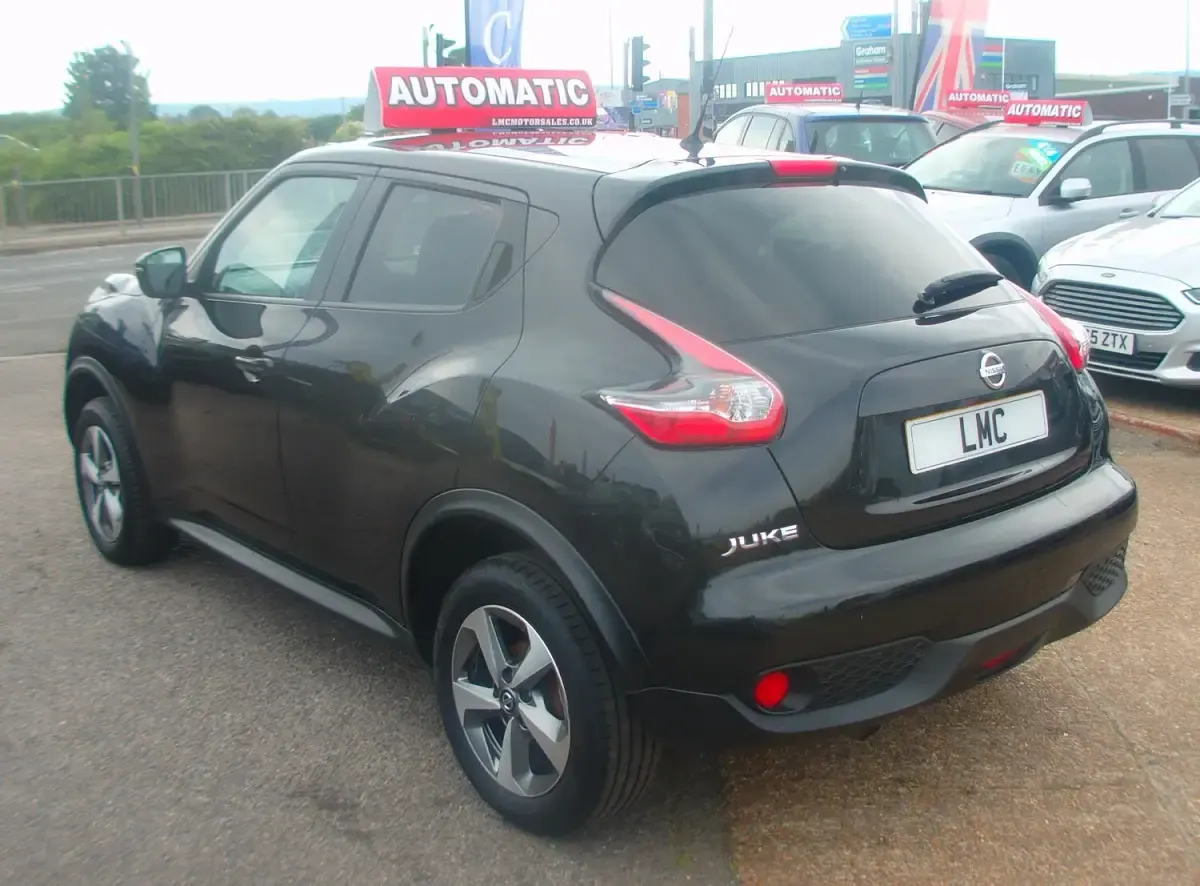 Used Nissan Juke Acenta 112 HP (82 kW) 2019 Black SUV