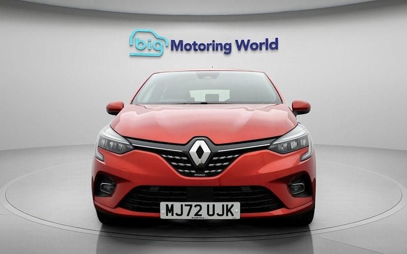 Usado Renault Clio V SE 140 HP (102 kW) 2022 Vermelho Citadino