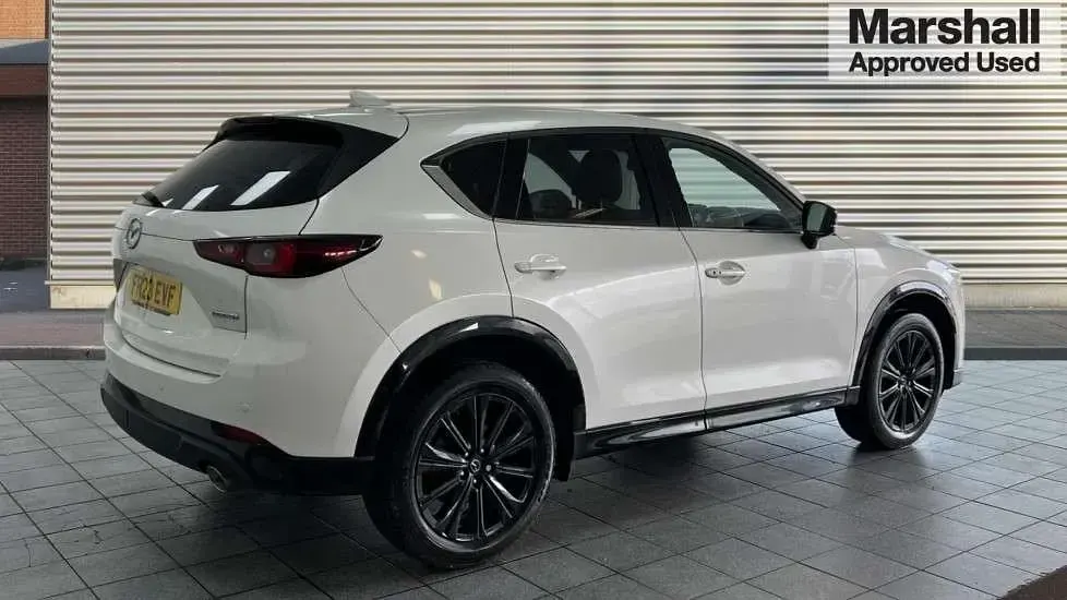 Second-hand Mazda CX-5 Homura-Line 165 CP (121 kW) 2023 Alb SUV