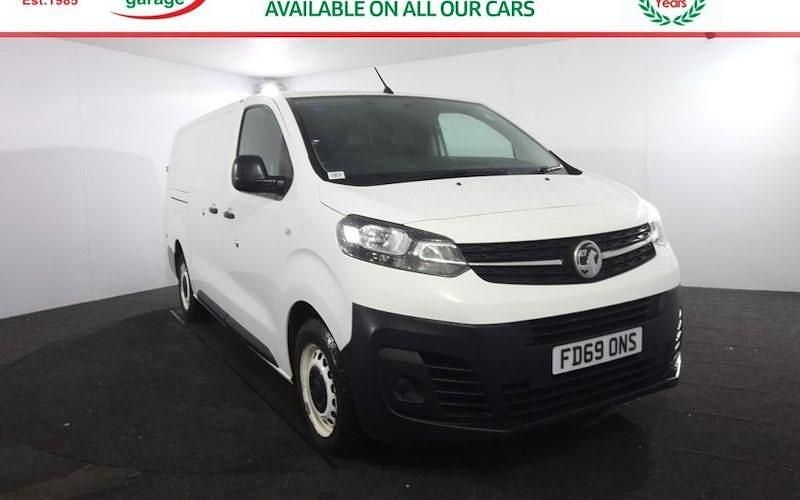 Used Vauxhall Vivaro Edition 120 HP (88 kW) 2021 MPV