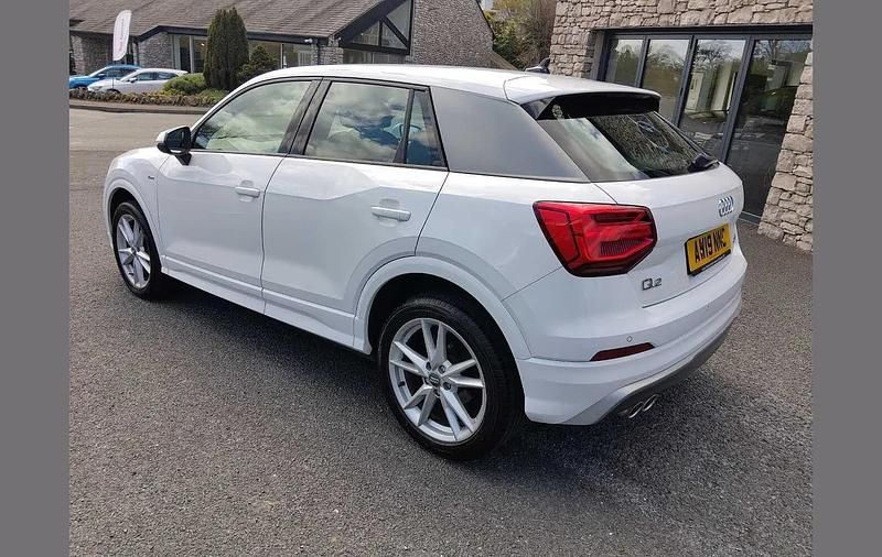 Used Audi Q2 S-Line 147 HP (108 kW) 2019 White SUV