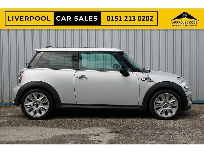 Usado Mini Cooper D Hatch 2010 Prateado Citadino