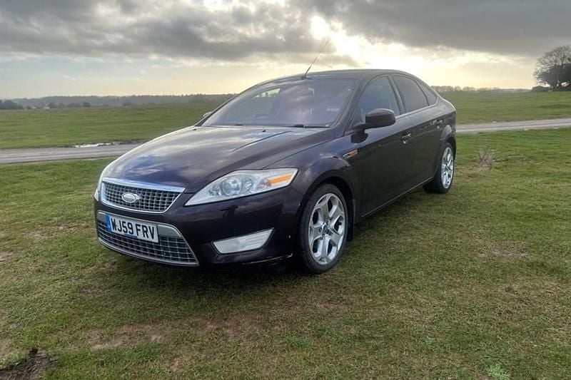 Used Ford Mondeo Titanium X 2009 Red Hatchback