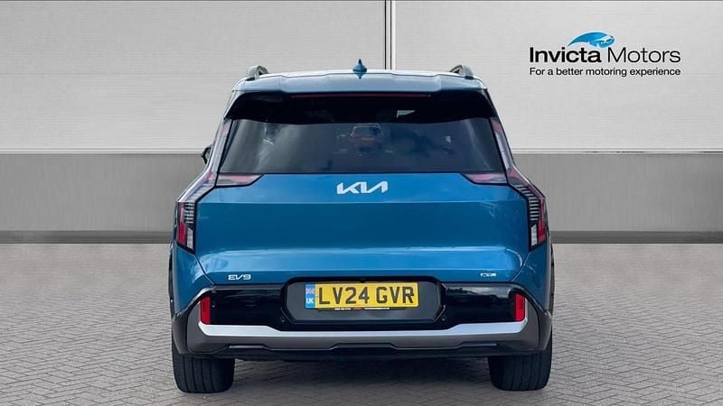 Used Kia EV9 GT-Line S 281 kW (383 HP) 2024 Blue SUV