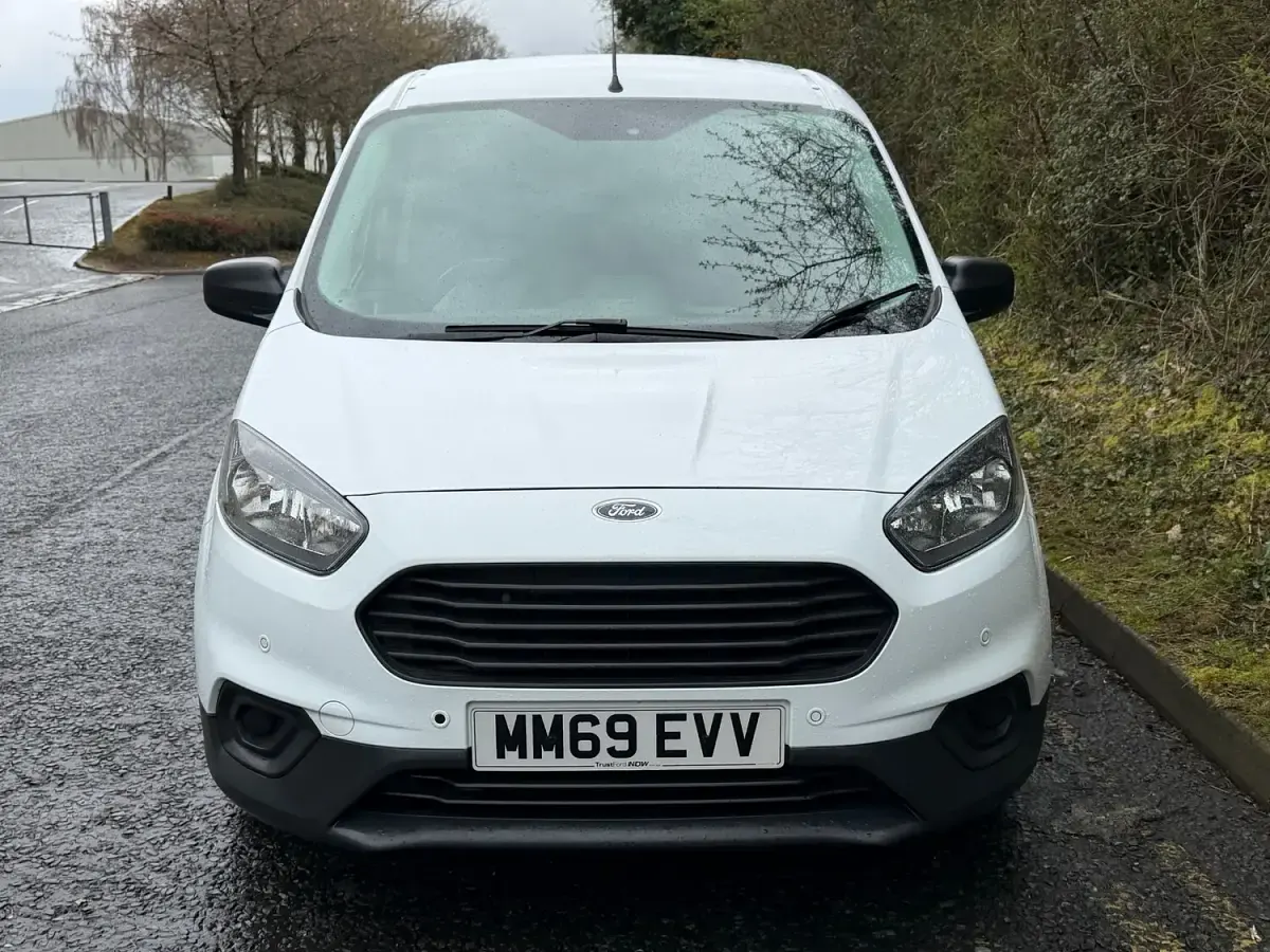 Used Ford Transit 100 HP (73 kW) 2020 White Van