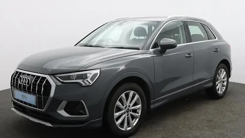 Używany Audi Q3 Sport 150 KM (110 kW) 2021 Szary SUV