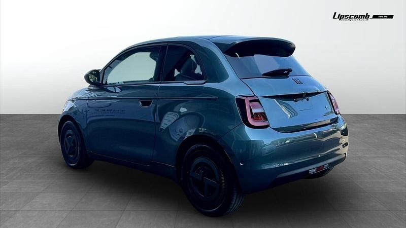 Used Fiat 500e 85 kW (116 HP) 2025 Green Hatchback