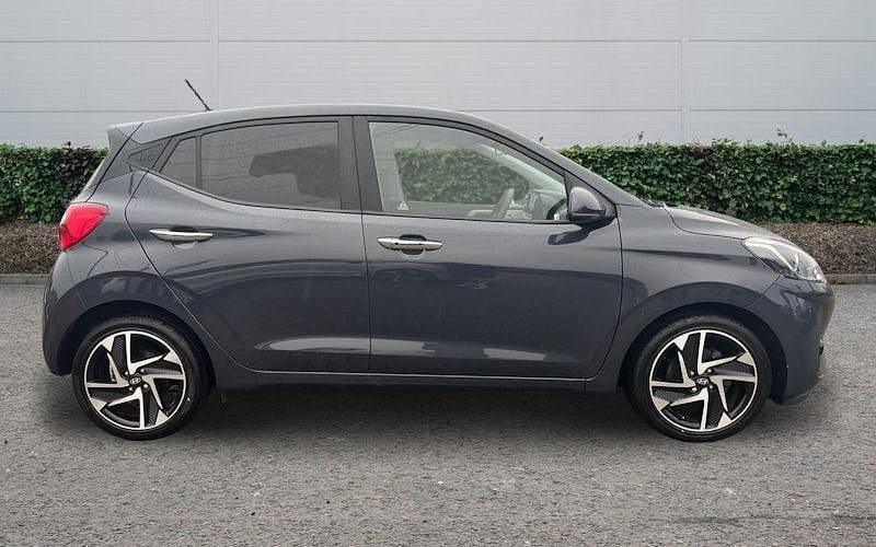 Usado Hyundai i10 Premium 63 CV (46 kW) 2026 Utilitario