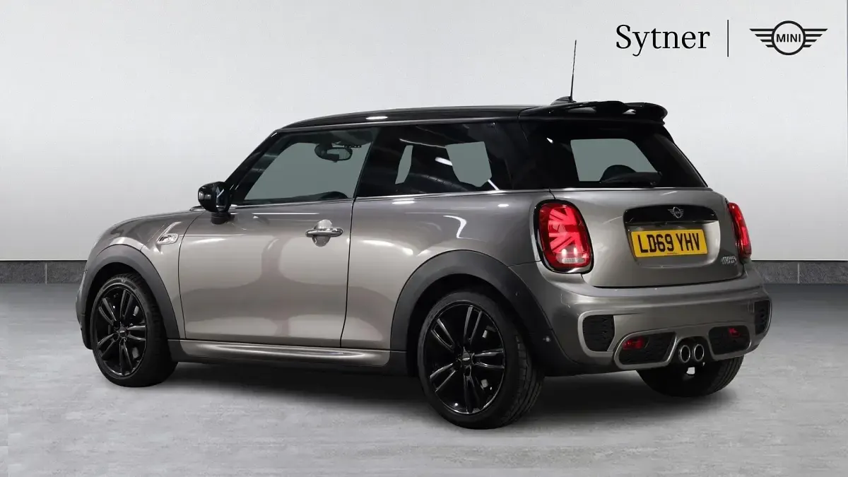 Used Mini Cooper S Hatch 189 HP (139 kW) 2019 Silver Hatchback