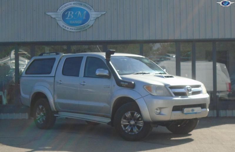 Silver Used 2007 Toyota HiLux Pickup | £5,000 (Fair price) - Image 1/4
