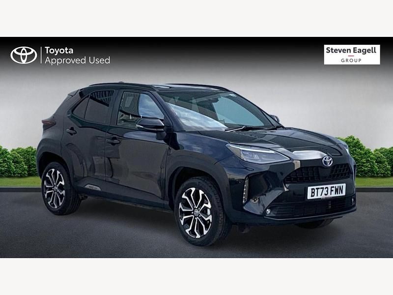 Black Used 2023 Toyota Yaris Hybrid Design Hatchback | £22,480 (Expensive) - Image 1/3