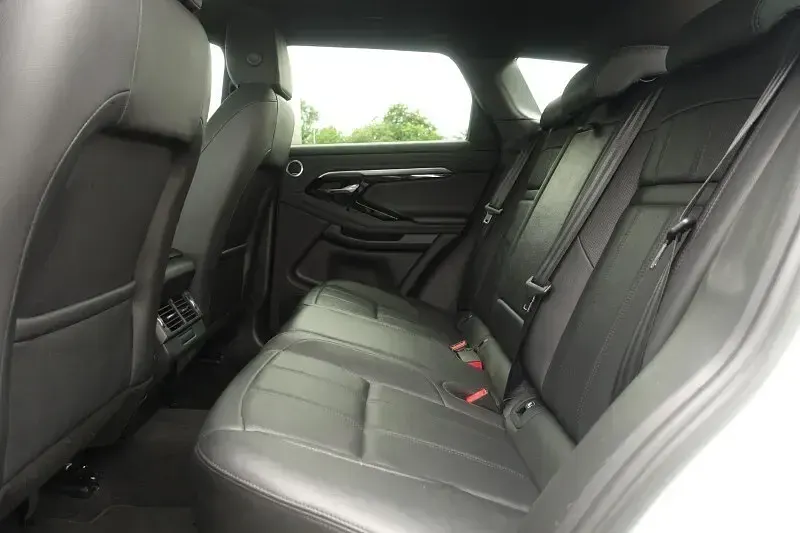Used Land Rover Range Rover evoque SE Dynamic 2023 White SUV