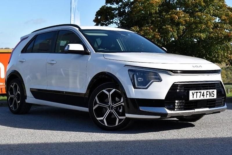 White Used 2024 Kia Niro 3 SUV | £25,496 (A bit pricey) - Image 1/1
