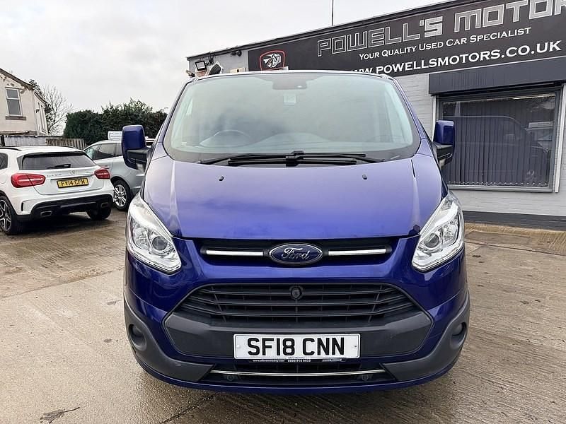 Used Ford Tourneo Custom Titanium 130 HP (95 kW) 2018 Blue Van