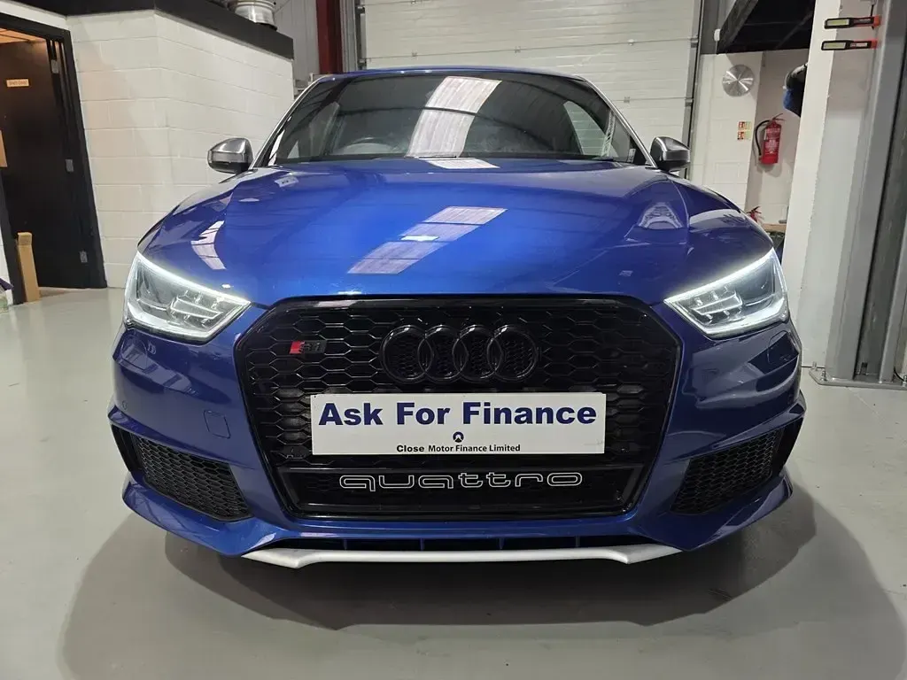 Usado Audi S1 Performance 231 HP (169 kW) 2015 Azul Citadino