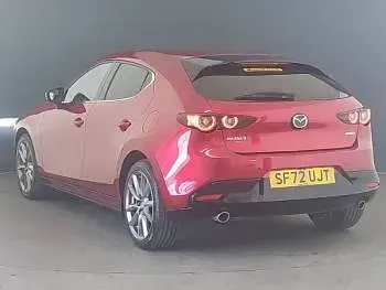 Usado Mazda 3 Inclusive 122 HP (89 kW) 2023 Vermelho Citadino