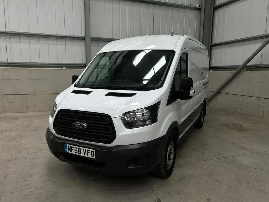 Used Ford Transit 130 HP (95 kW) 2018 White Van