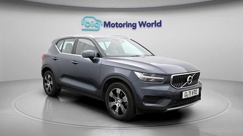 Used Volvo XC40 Inscription 197 HP (144 kW) 2021 Blue SUV