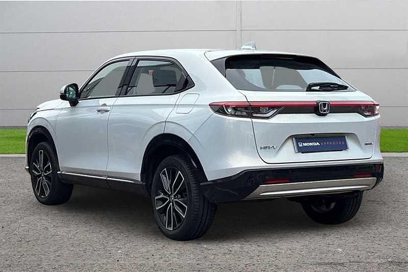 Used Honda HR-V Advance 131 HP (96 kW) 2023 White SUV