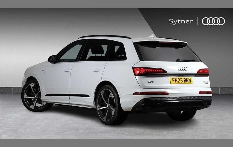 Used Audi Q7 Black Edition 286 HP (210 kW) 2023 White SUV