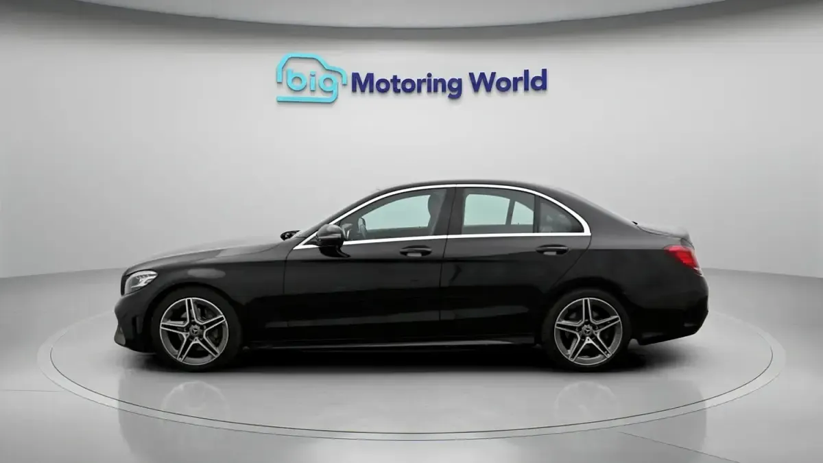 Used Mercedes C200 AMG line 181 HP (133 kW) 2019 Black Sedan