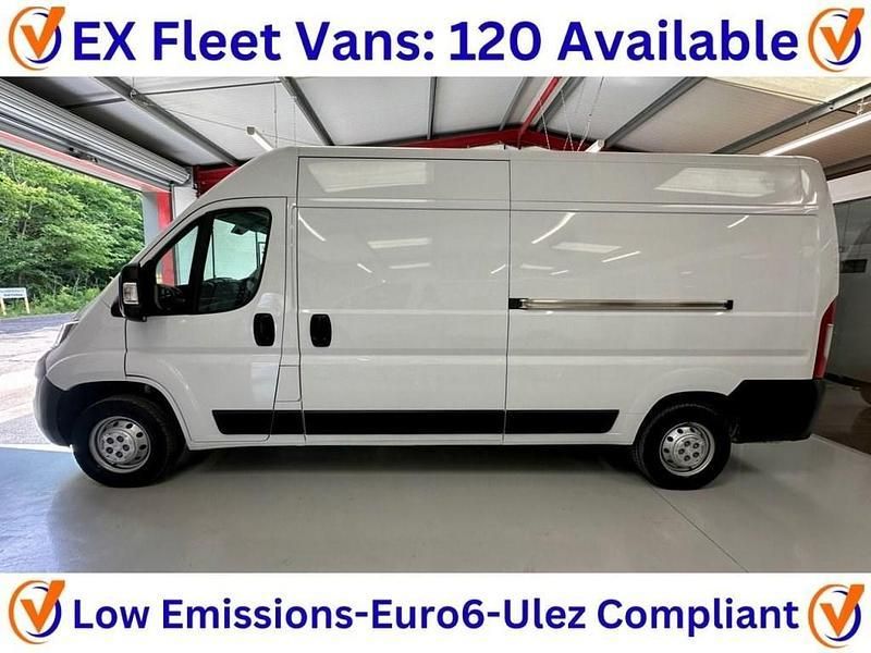 White Used 2022 Citroën Relay Van | £11,490 (Super price) - Image 1/3