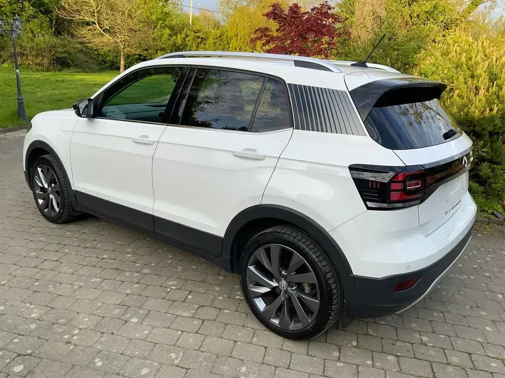 Used VW T-Cross Edition 115 HP (84 kW) 2019 Pure white SUV