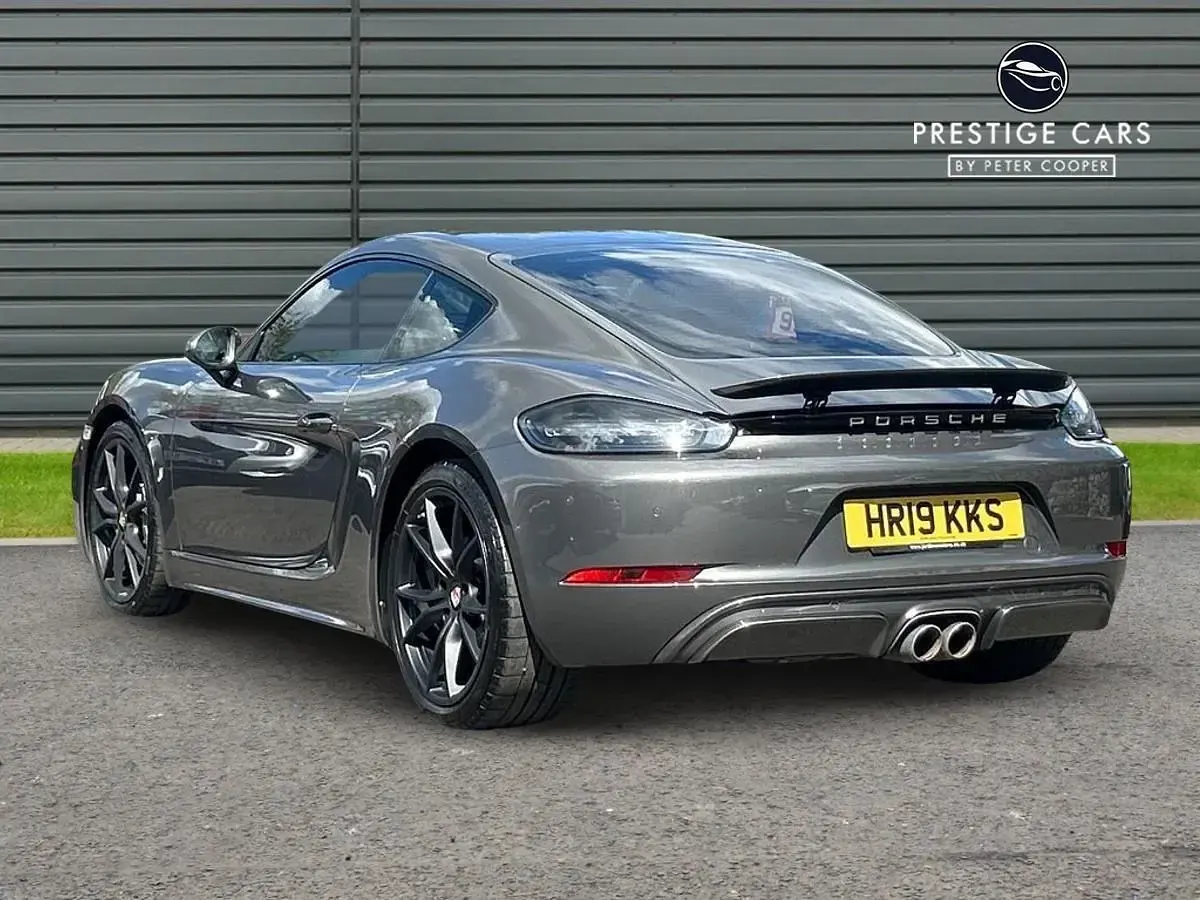 Usado Porsche 718 Cayman 2019 Cinzento Coupé