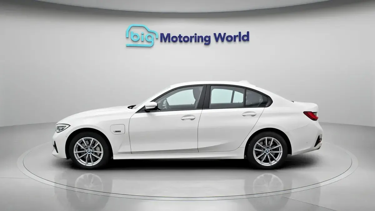 Used BMW 330 288 HP (211 kW) 2022 Sedan