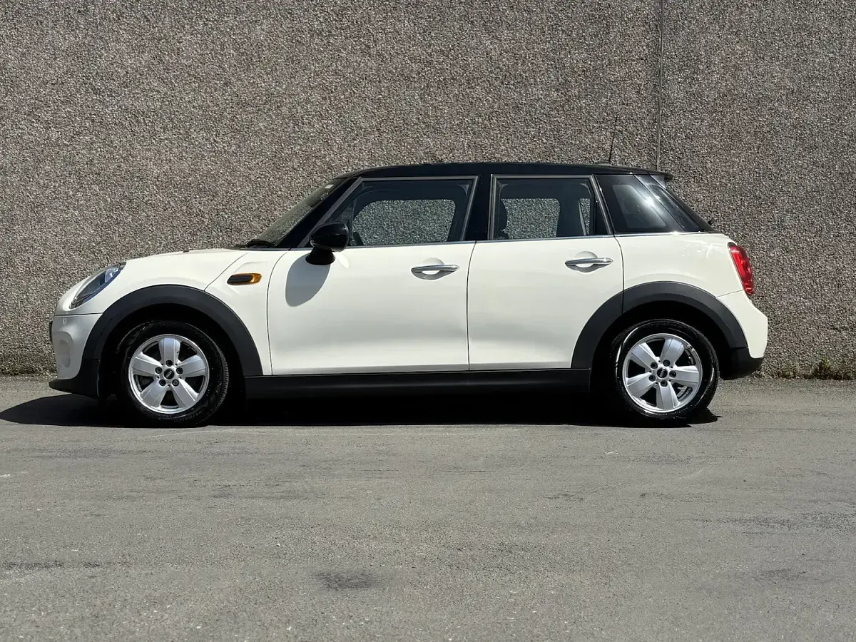 Used Mini Cooper D Hatch 116 HP (85 kW) 2016 White Hatchback