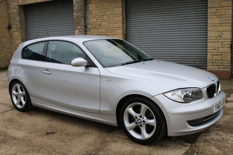 Used BMW 118 2007 Silver Hatchback