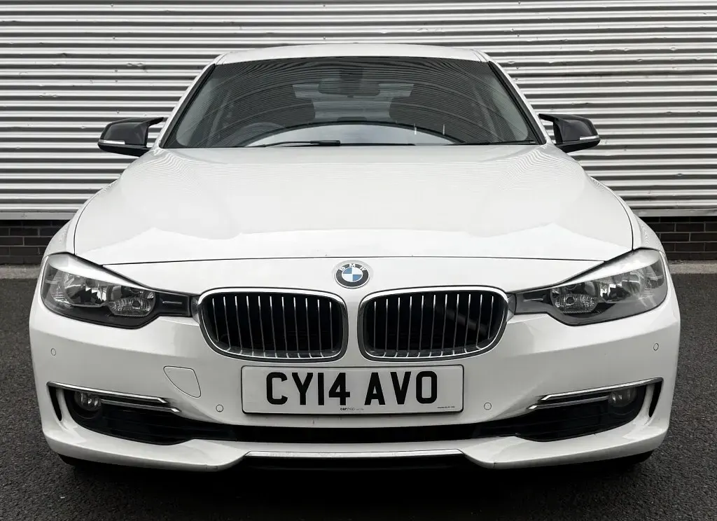 Used BMW 325 Luxury Line 2014 White Sedan