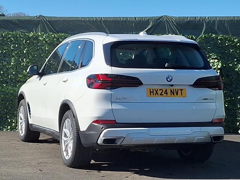 Gebraucht BMW X5 xLine 294 PS (216 kW) 2024 Weiß SUV
