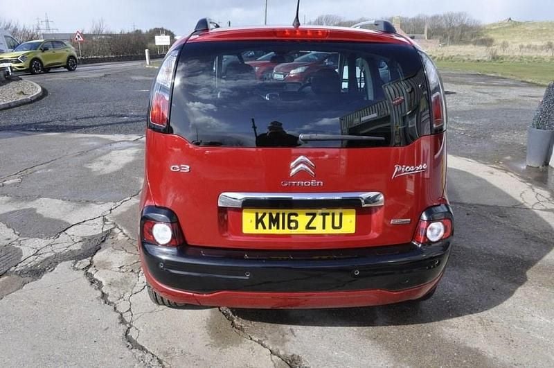 Used Citroën C3 Picasso Platinum 100 HP (73 kW) 2016 Red MPV