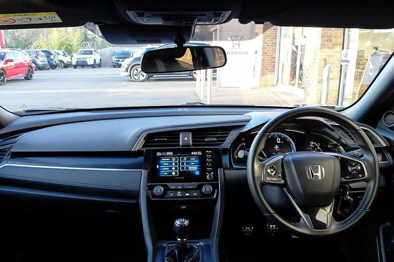 Used Honda Civic SR 126 HP (92 kW) 2021 Obsidian blue Hatchback