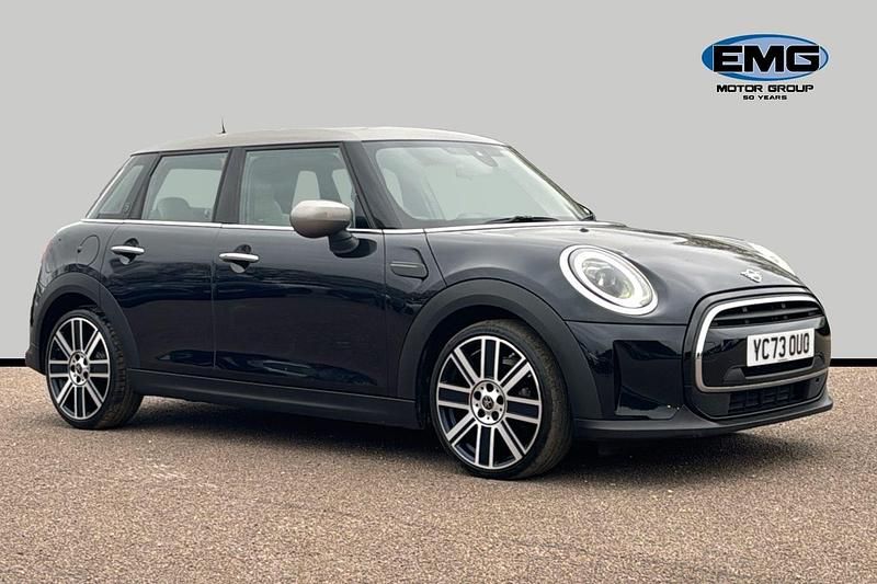 Usado Mini Cooper Exclusive 136 HP (100 kW) 2023 Azul Citadino