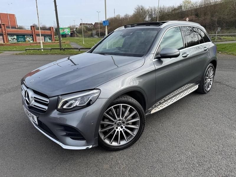 Used Mercedes GLC250 AMG Line Premium 204 HP (150 kW) 2018 Grey Estate