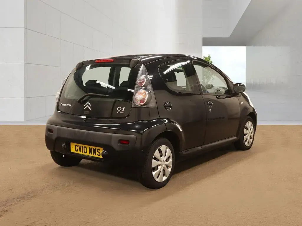 Used Citroën C1 VTR Sport 68 HP (50 kW) 2010 Black Hatchback